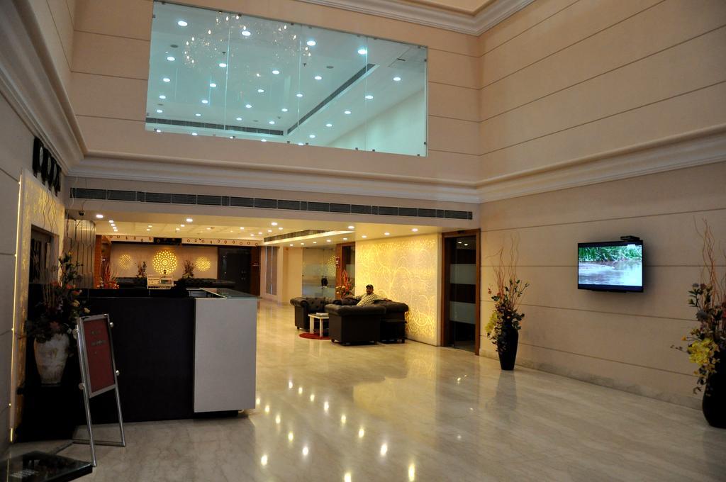Hotel Jsr Continental Dehradun Exterior photo