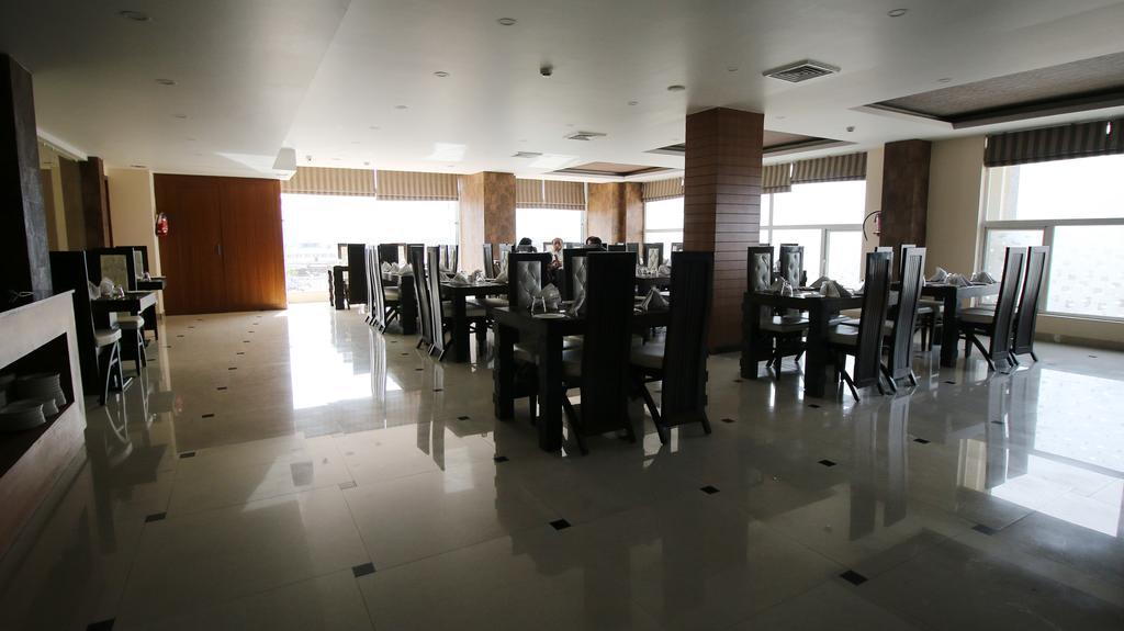 Hotel Jsr Continental Dehradun Exterior photo