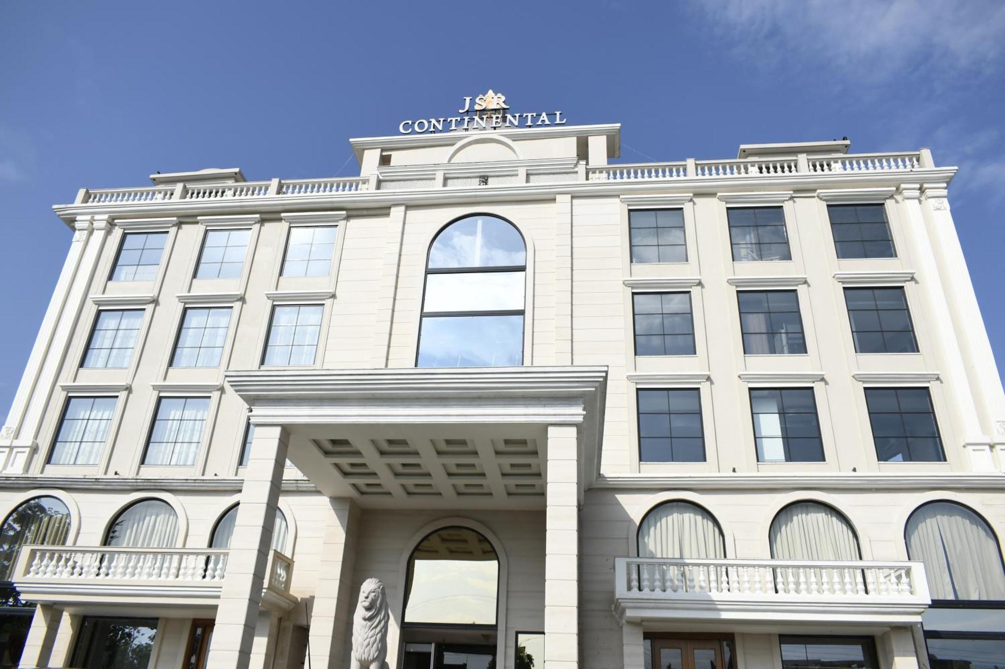 Hotel Jsr Continental Dehradun Exterior photo