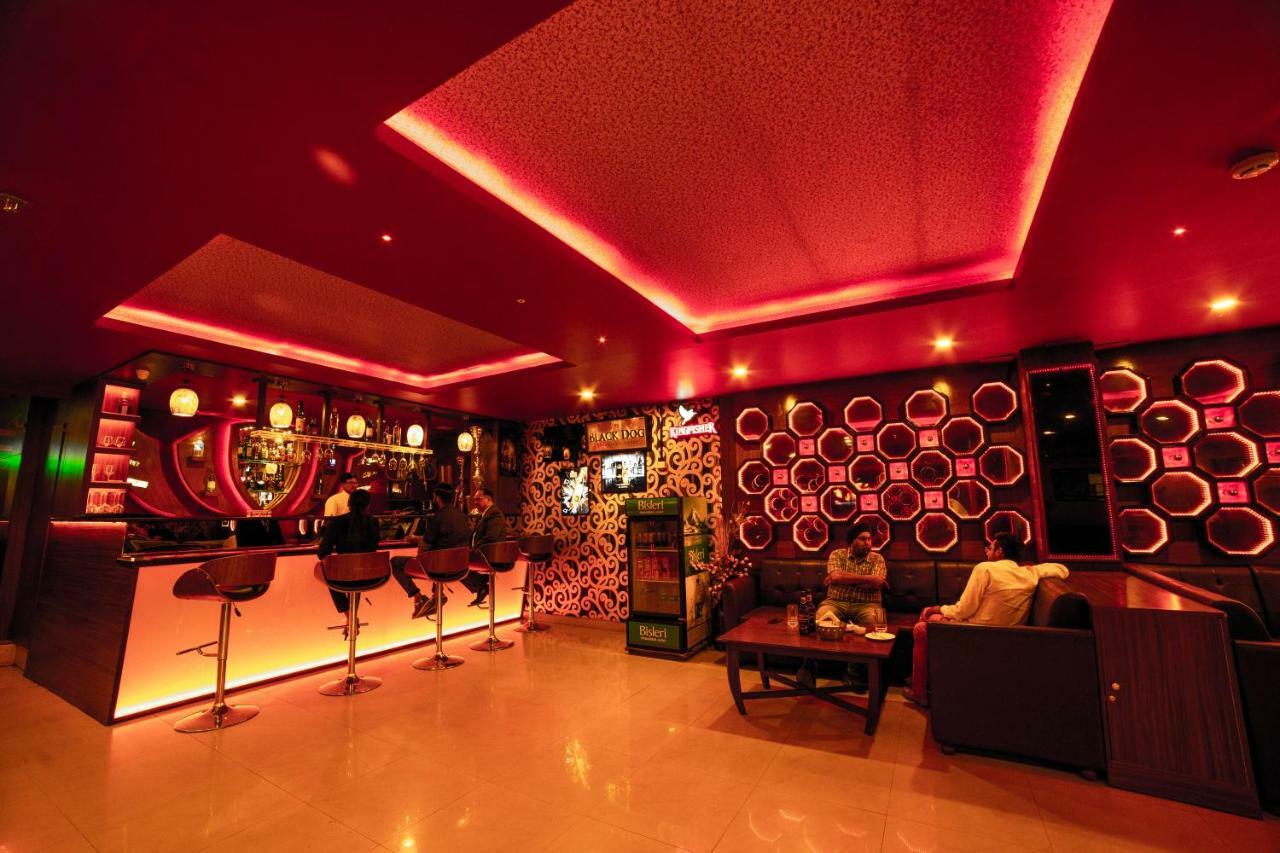 Hotel Jsr Continental Dehradun Exterior photo